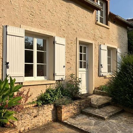 La Petite Maison De La Vallee Bazainville 外观 照片