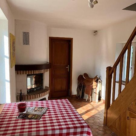 La Petite Maison De La Vallee Bazainville 外观 照片