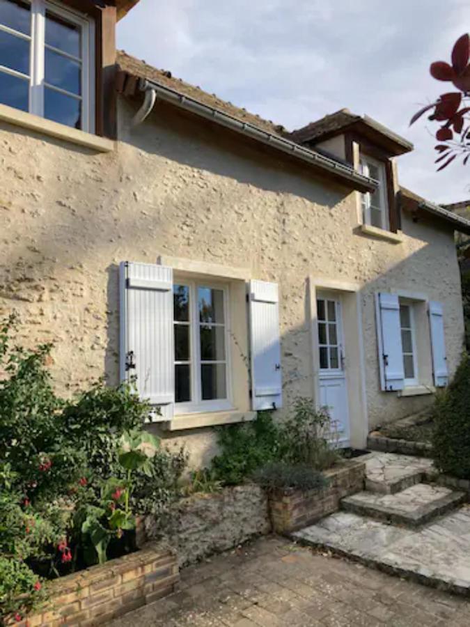 La Petite Maison De La Vallee Bazainville 外观 照片